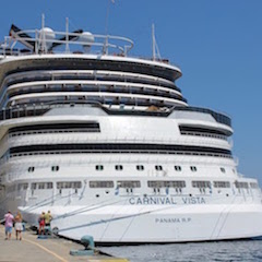 Круизный лайнер Carnival Vista